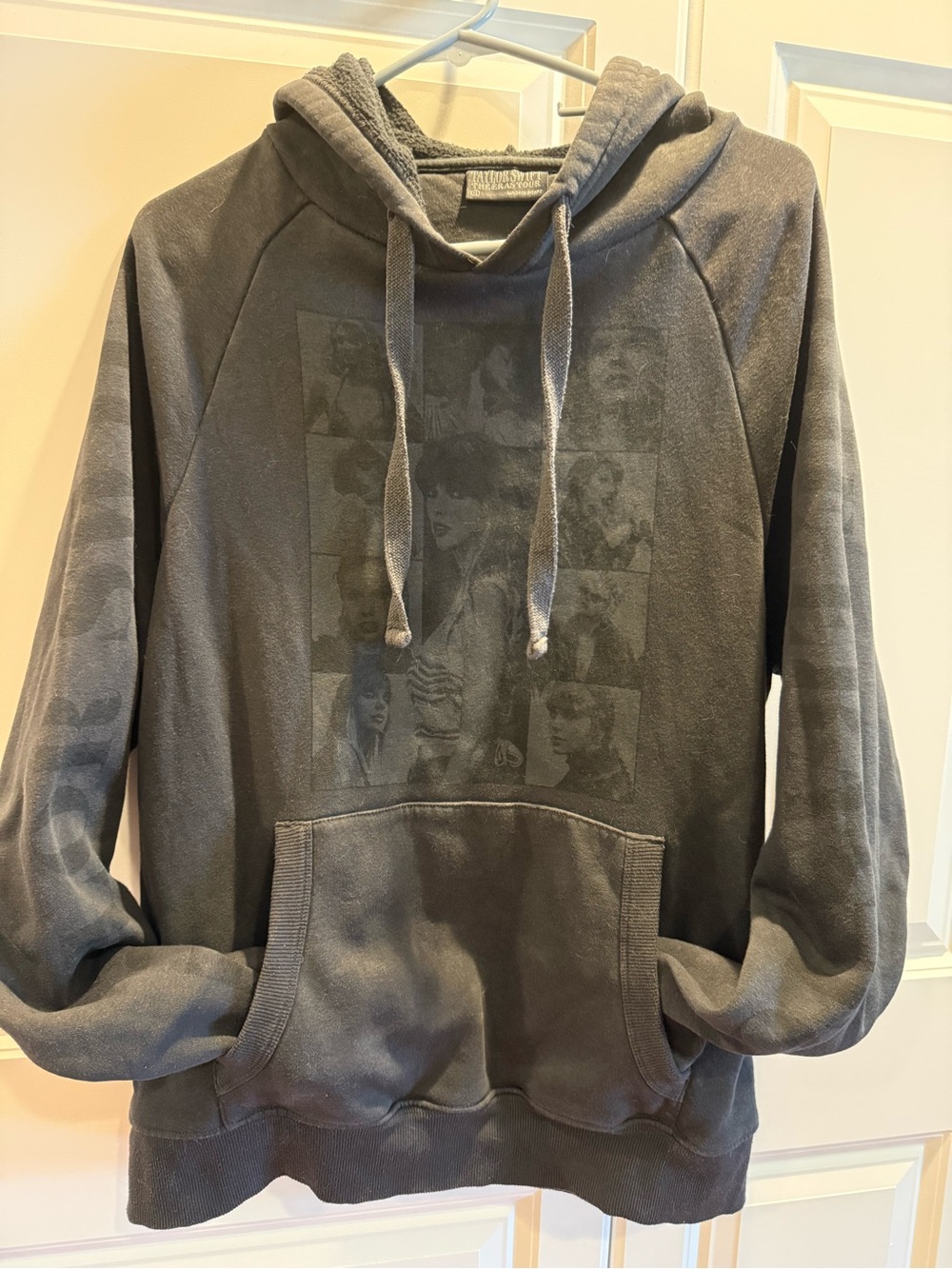 TAYLOR SWIFT ERAS TOUR HOODIE  size small